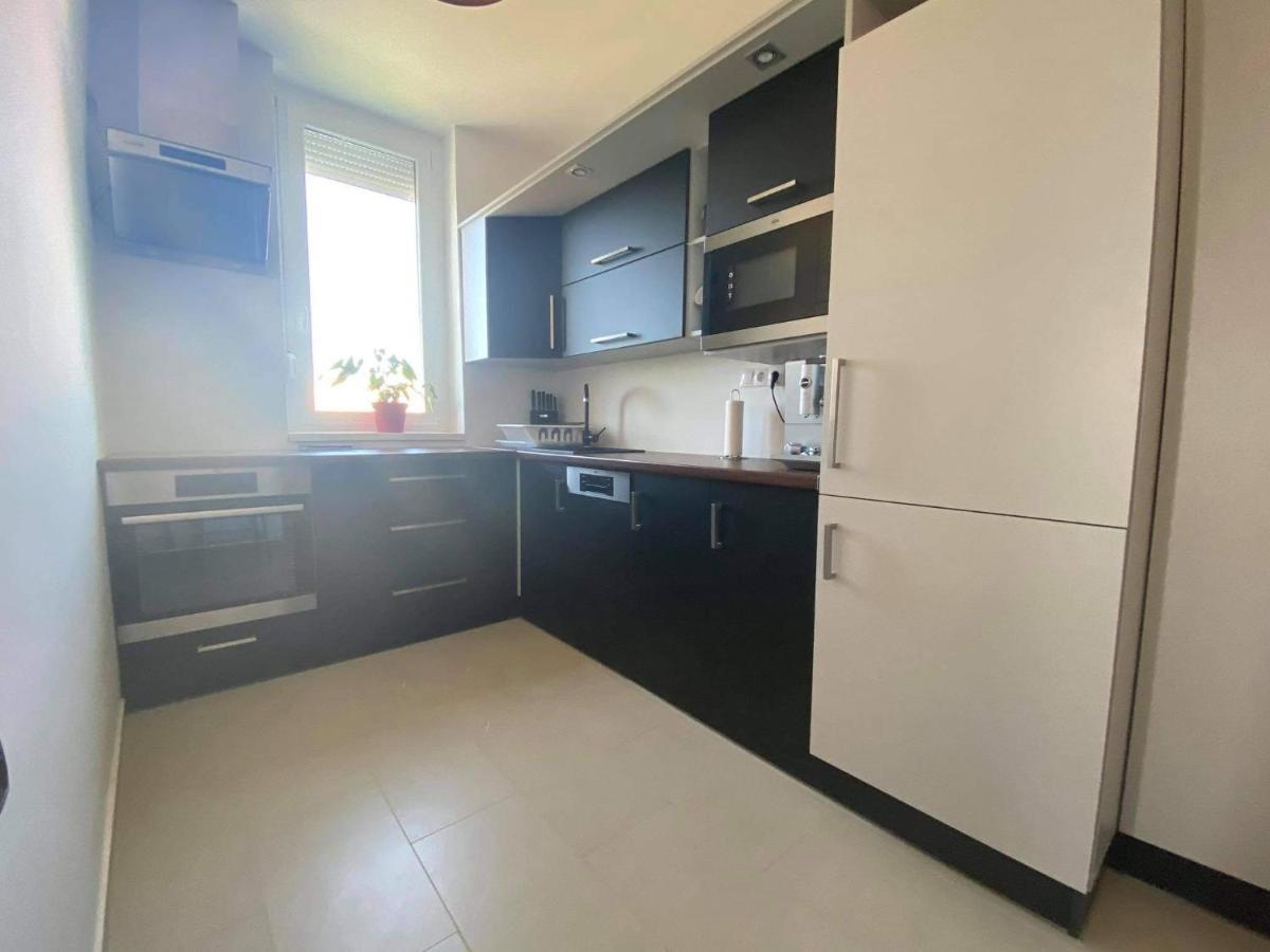 Apartament Sn Apartman Sárvár Zewnętrze zdjęcie